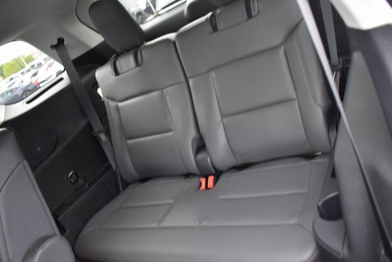 New 2025 Ford Explorer ActiveImage 8