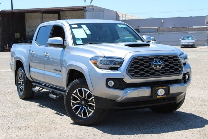 2021 Toyota Tacoma TRD SportImage 1