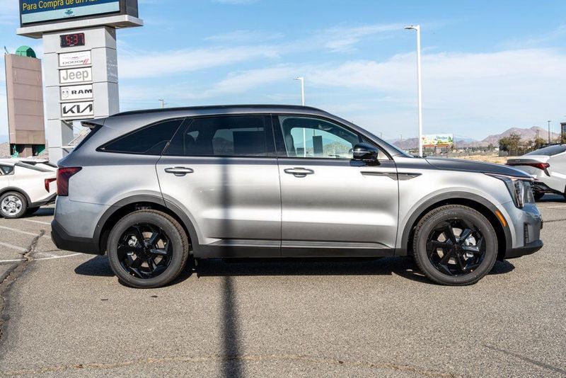 New 2026 Kia Sorento Hybrid X-Line SX PrestigeImage 8