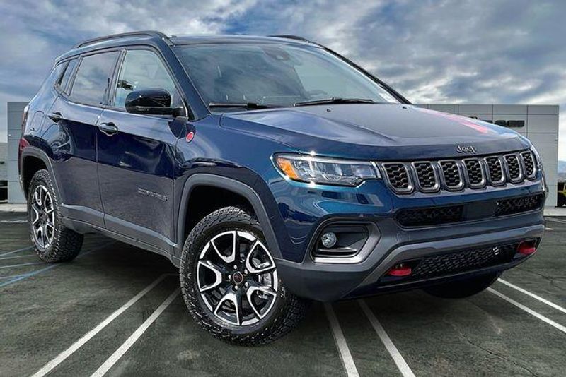 New 2026 Jeep Compass Trailhawk 4x4Image 14
