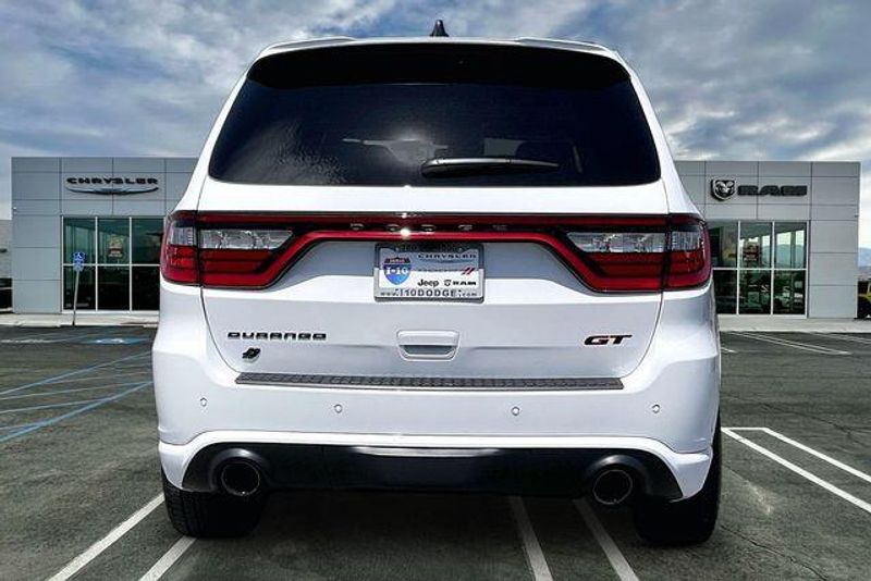 New 2027 Dodge Durango Gt Hemi V8 Premium AwdImage 3
