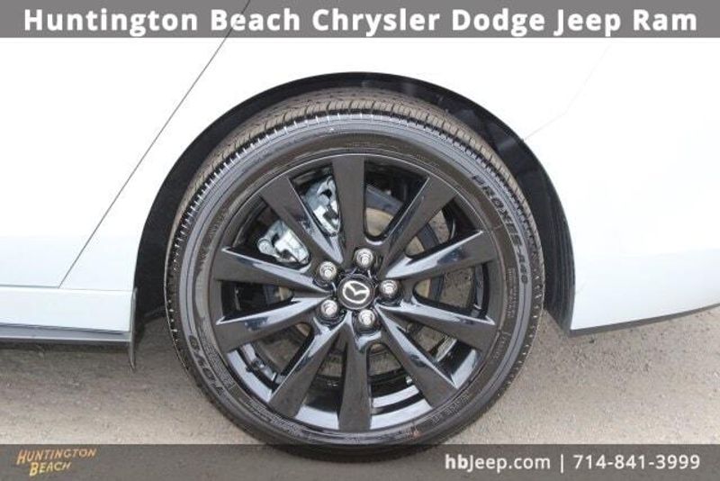 2024 Mazda Mazda3 2.5 S Select SportImage 8