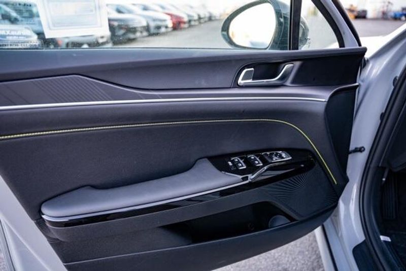 New 2026 Kia K5 GTImage 10