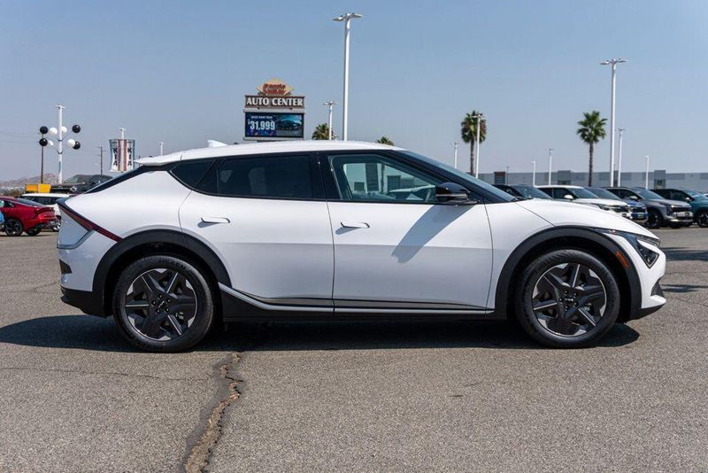 New 2026 Kia EV6 GT-LineImage 8