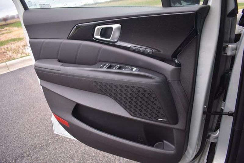 New 2026 Kia Carnival Hybrid SX PrestigeImage 39