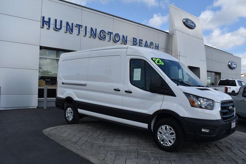 2023 Ford E-Transit-350 BaseImage 1