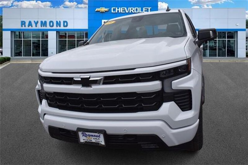 2025 Chevrolet Silverado 1500 RSTImage 7