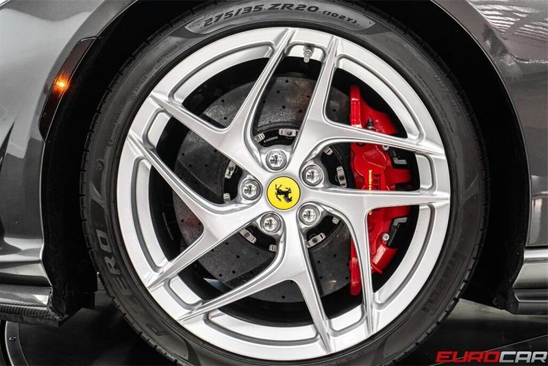 Used 2019 Ferrari 812 Superfast *HISTORICAL PAINT * IMMACULATE CONDITION*Image 21