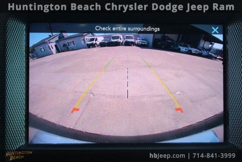 2020 Jeep Wrangler Unlimited SaharaImage 27
