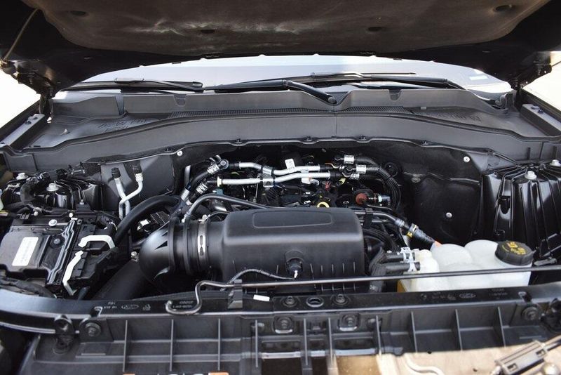 Used 2022 Ford Explorer XLTImage 23