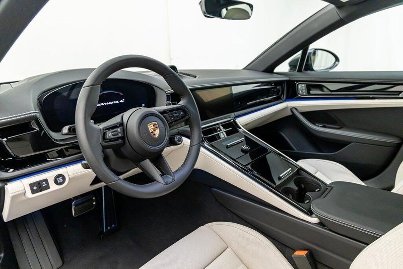 2024 Porsche Panamera 4Image 13