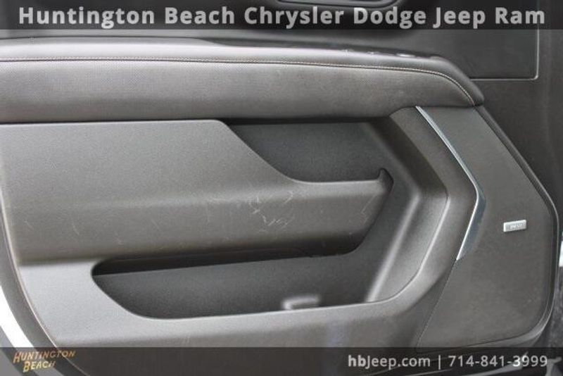 2021 GMC Yukon SLTImage 14