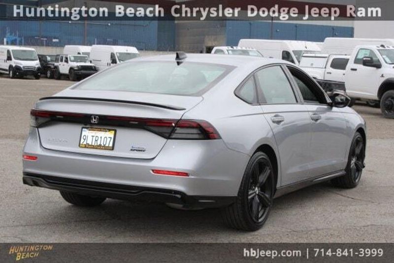2024 Honda Accord Hybrid Sport-LImage 5