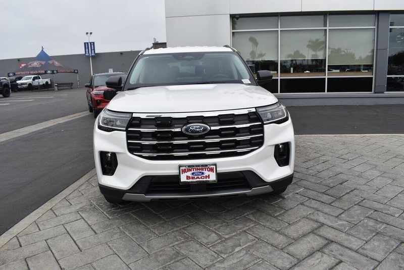 New 2025 Ford Explorer ActiveImage 24