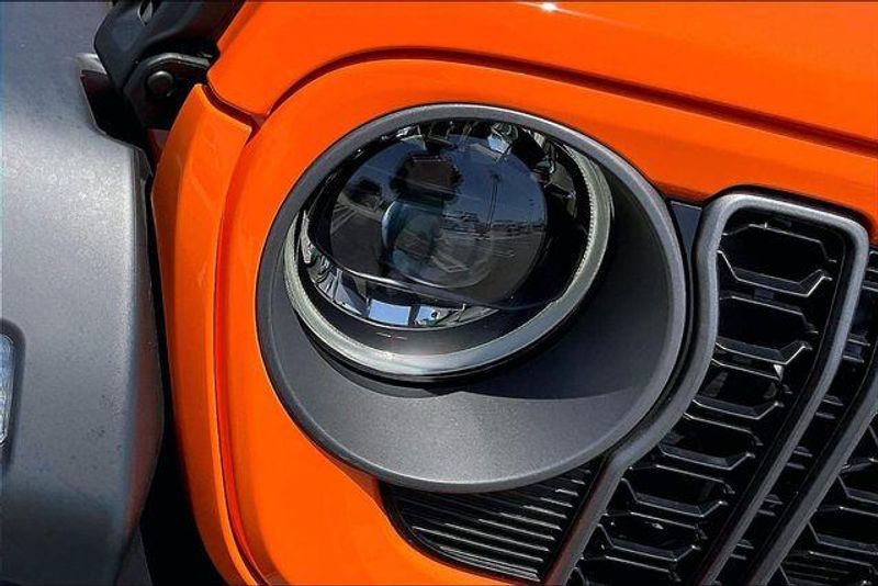 New 2026 Jeep Wrangler 4-door Sport SImage 11