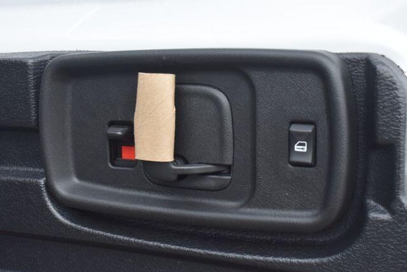 New 2025 Chevrolet Express 2500 Work VanImage 18