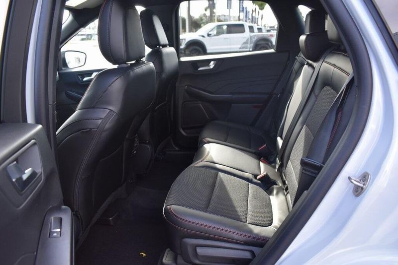 New 2025 Ford Escape ST-LineImage 10