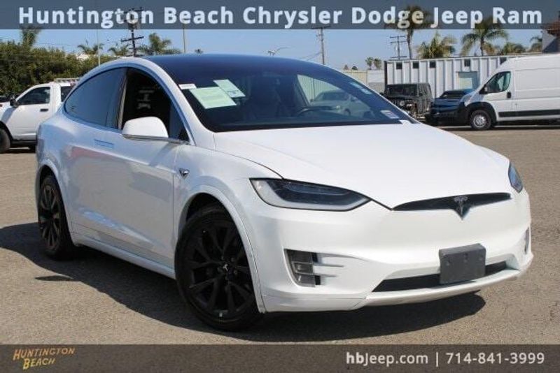 2017 Tesla Model X 75DImage 1