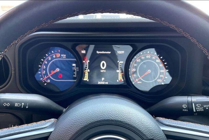 Used 2024 Jeep Gladiator MojaveImage 19