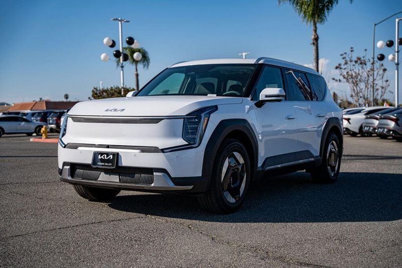 New 2026 Kia EV9 WindImage 3