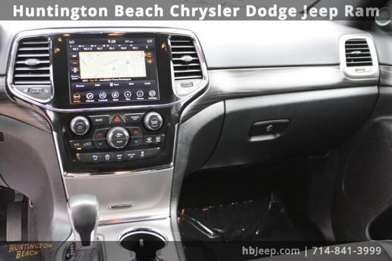 2021 Jeep Grand Cherokee Laredo XImage 15