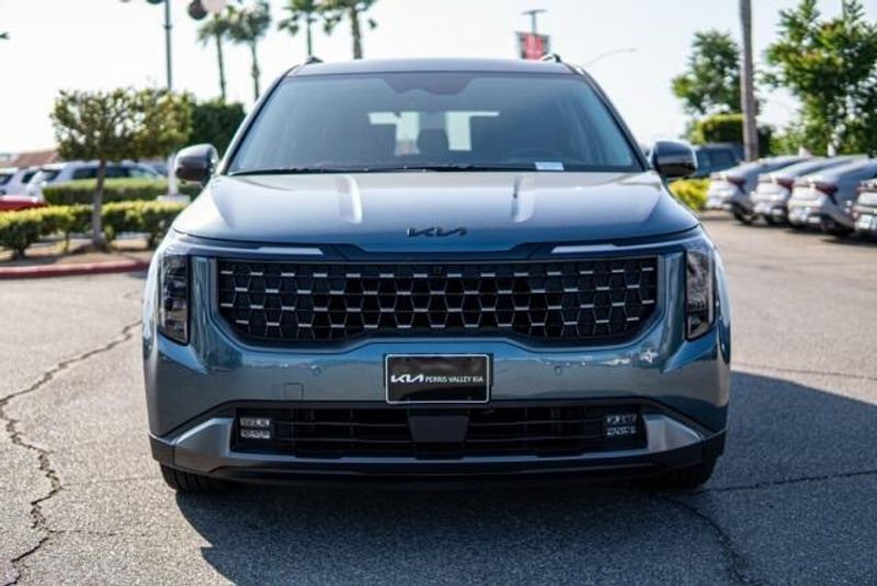 New 2026 Kia Carnival Hybrid SXImage 2