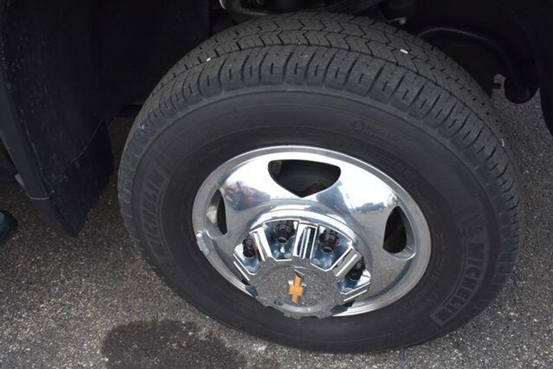 Used 2024 Chevrolet Silverado 3500HD LTImage 11
