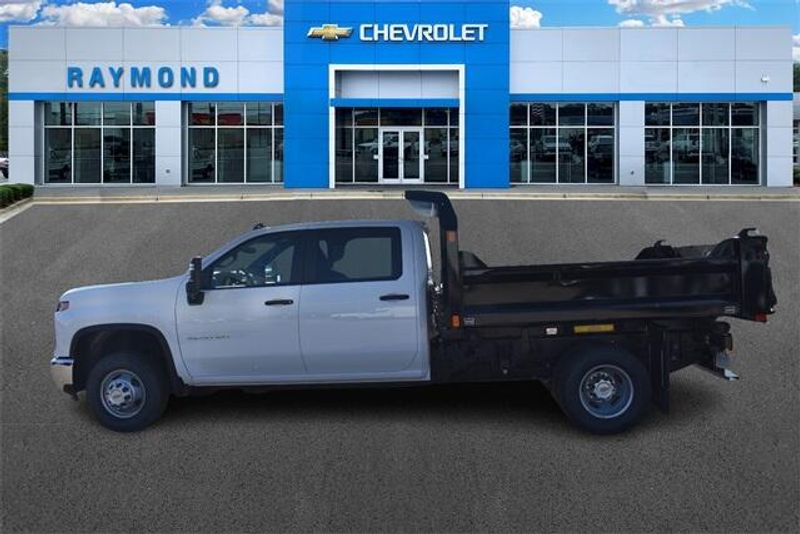 2024 Chevrolet Silverado 3500HD Work TruckImage 6