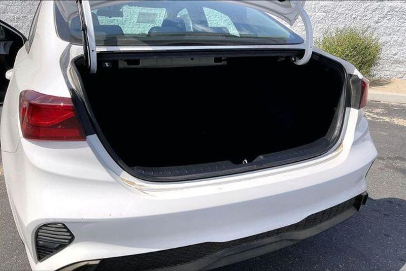 Used 2023 Kia Forte LXSImage 34
