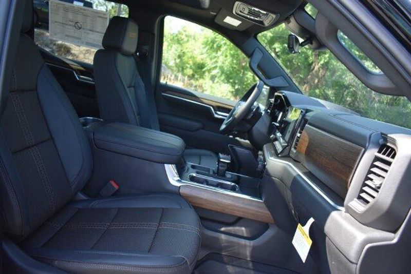 New 2026 Chevrolet Silverado 1500 High CountryImage 19