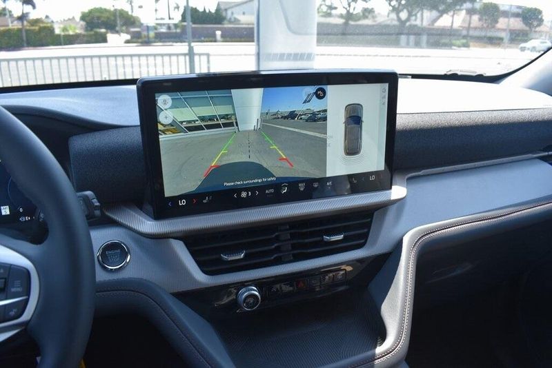 New 2025 Ford Explorer ActiveImage 20