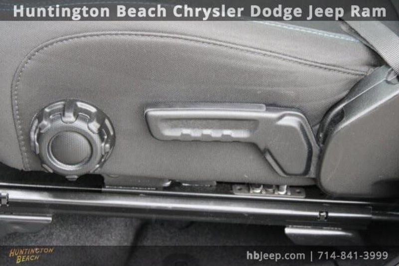 2021 Jeep Wrangler Unlimited IslanderImage 30