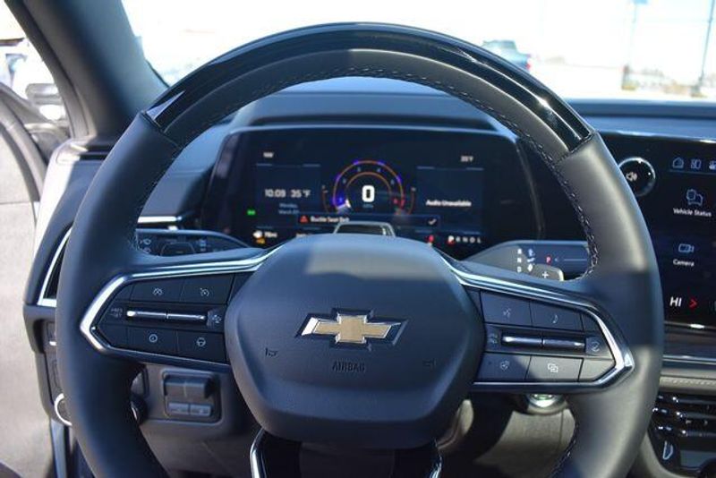 New 2026 Chevrolet Suburban High CountryImage 41