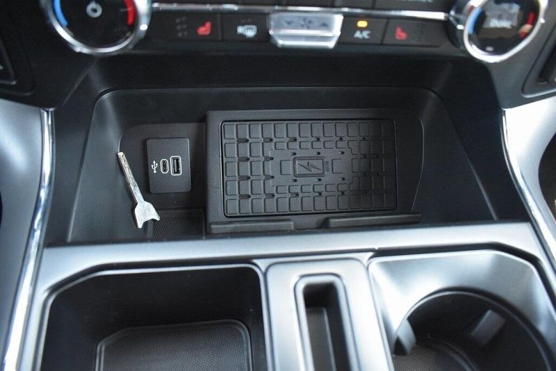 New 2025 Ford F-150 XLTImage 22