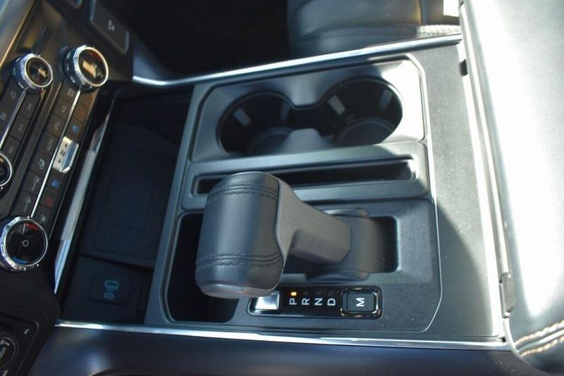 2022 Ford F-150 RaptorImage 25
