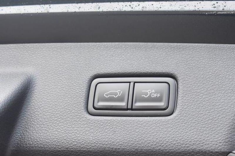 New 2026 Kia Carnival EXImage 19