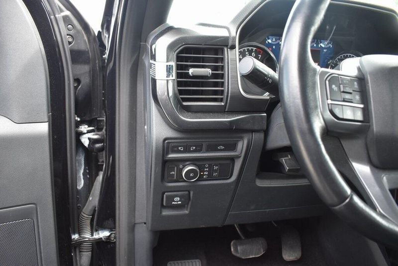 2022 Ford F-150 XLTImage 19