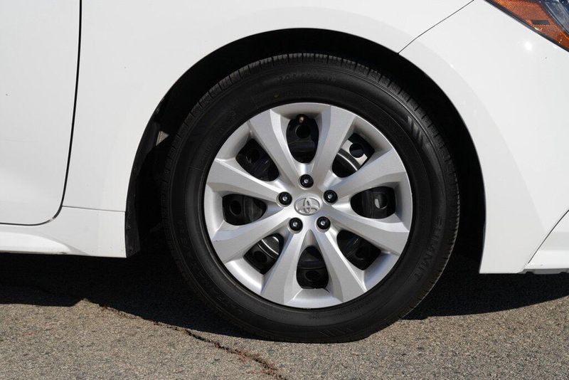 Used 2024 Toyota Corolla LEImage 9
