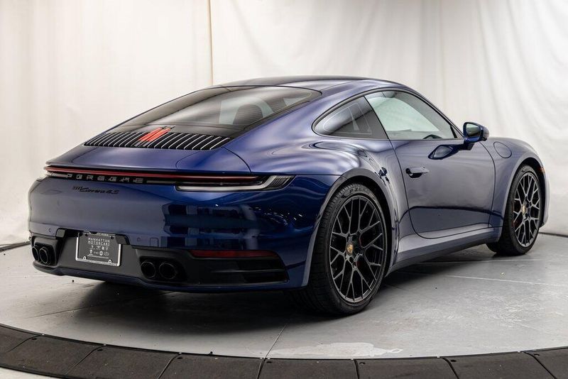 2024 Porsche 911 Carrera 4SImage 5