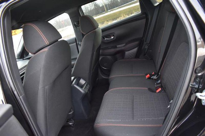 Used 2025 Honda HR-V SportImage 16