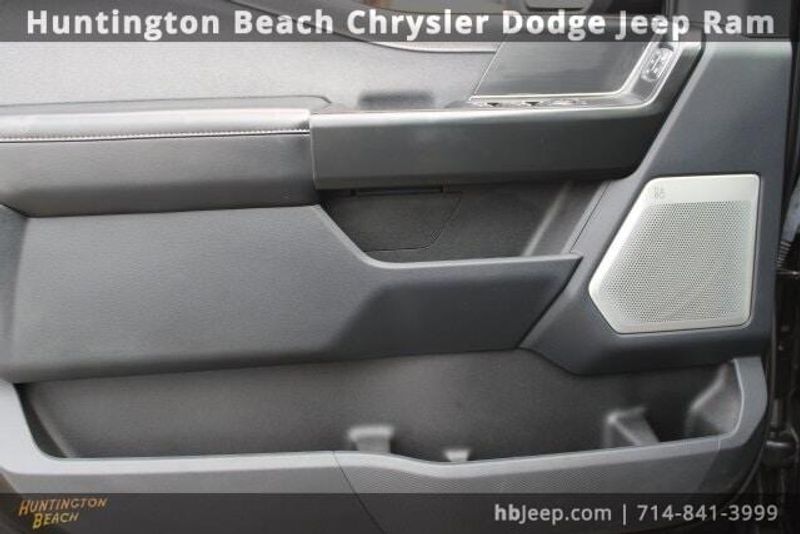 2022 Ford F-150 RaptorImage 21