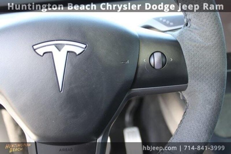2022 Tesla Model Y PerformanceImage 15