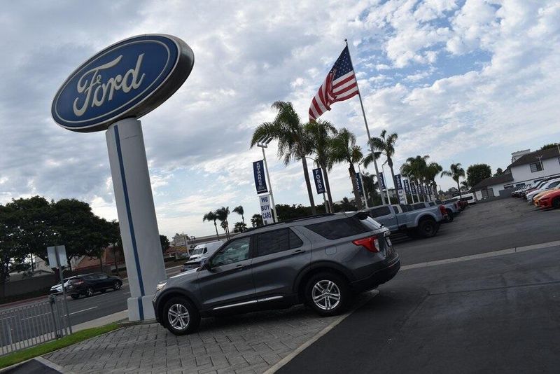 Used 2022 Ford Explorer XLTImage 21