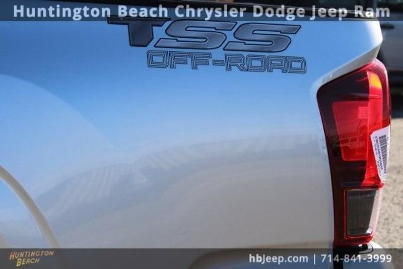 2023 Toyota Tacoma SRImage 8