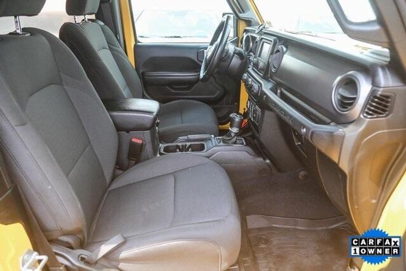 Used 2021 Jeep Wrangler WillysImage 17