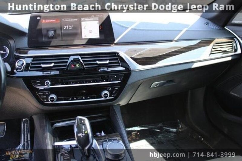 2018 BMW 5 Series M550i xDriveImage 16