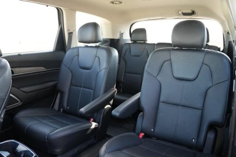 Used 2022 Kia Telluride EXImage 15