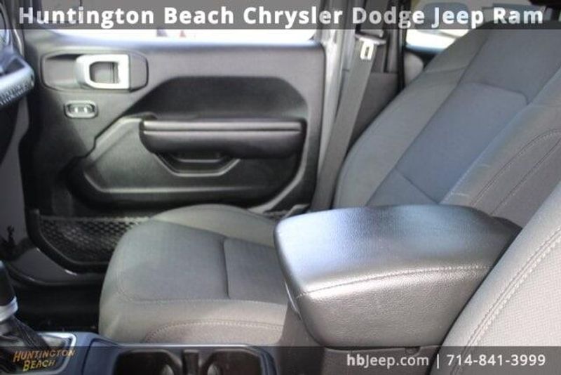 2021 Jeep Wrangler Unlimited Sport SImage 26