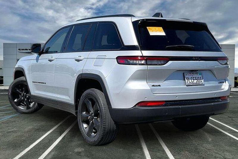 Used 2023 Jeep Grand Cherokee LimitedImage 10