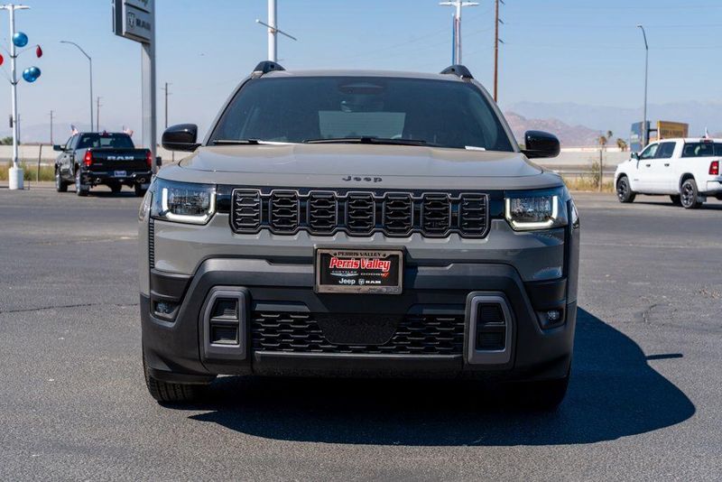 New 2026 Jeep Cherokee LaredoImage 2